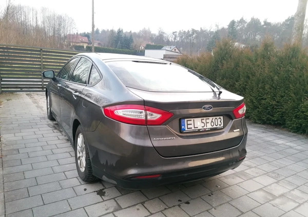 Ford Mondeo cena 48900 przebieg: 149000, rok produkcji 2015 z Łódź małe 92